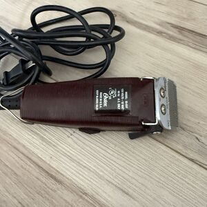 Oster Fast Feed Adjustable Pivot Motor Clipper 23-51F Burgundy